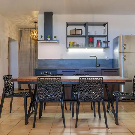 Apartament Le Parc Vallon-Pont-dʼArc
